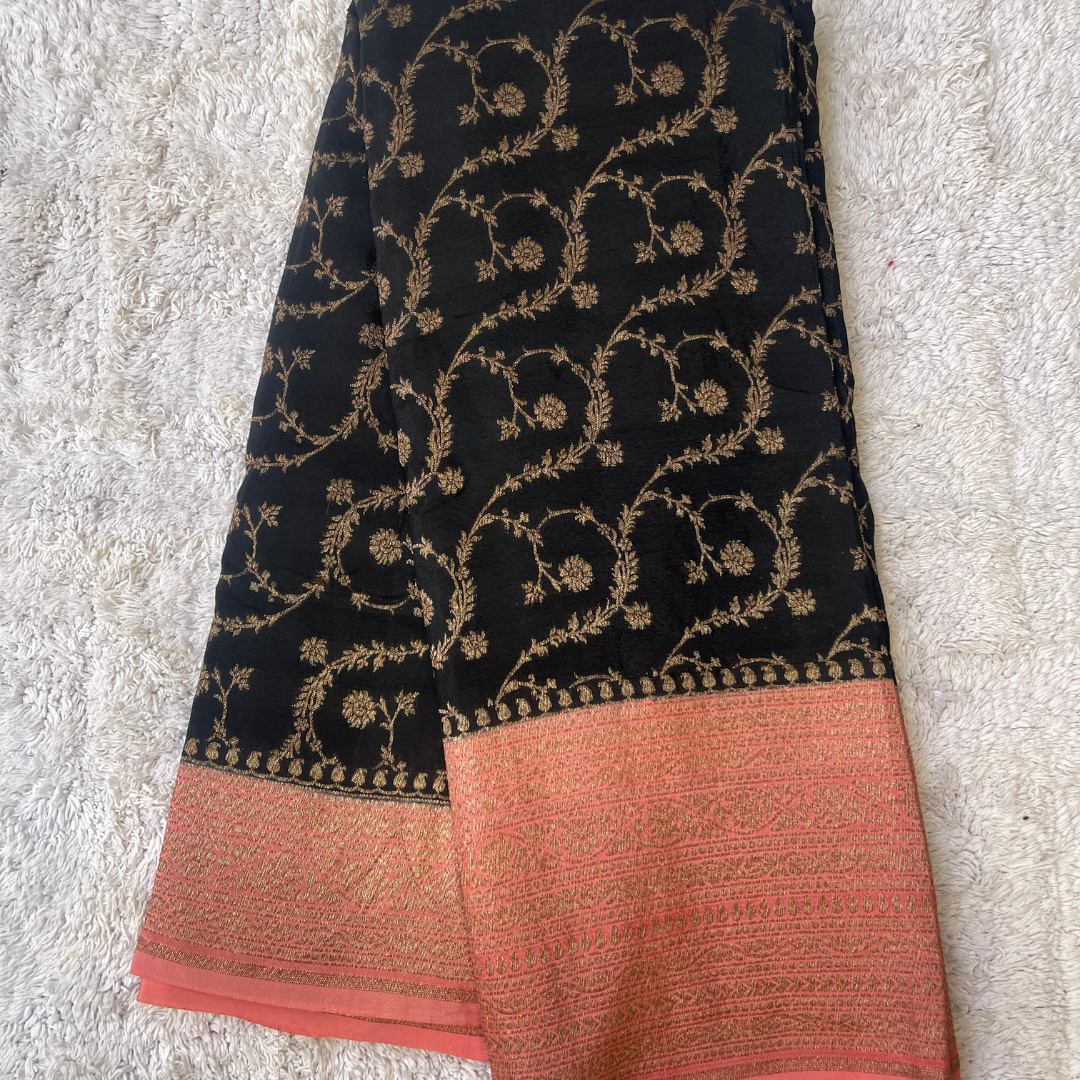 Pure Banarasi Crepe Silk Saree with Traditional Zari Weaving | Lightweight Festival & Wedding Saree
