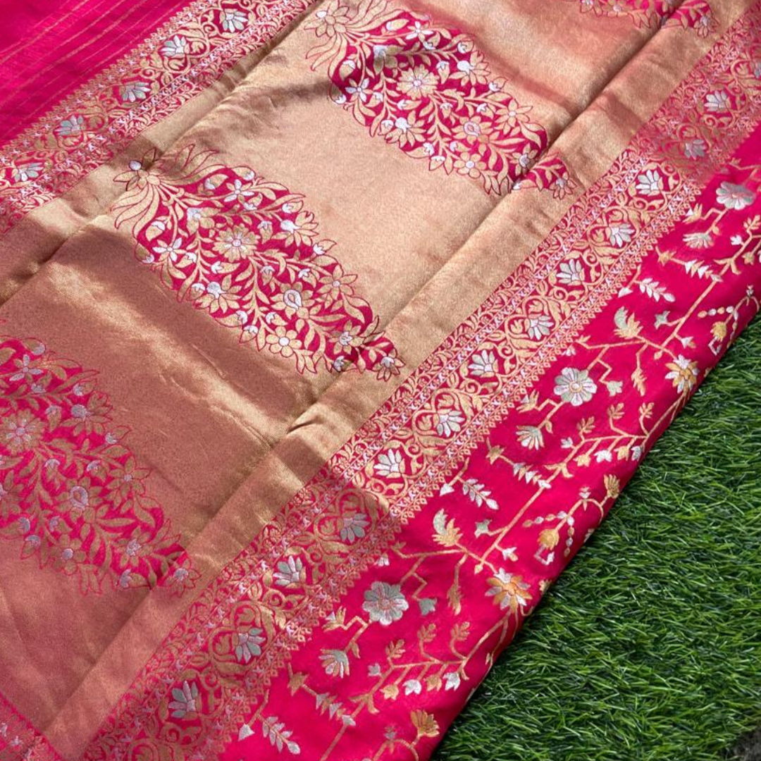 Elegant Munga Crepe Silk Saree with Designer Border