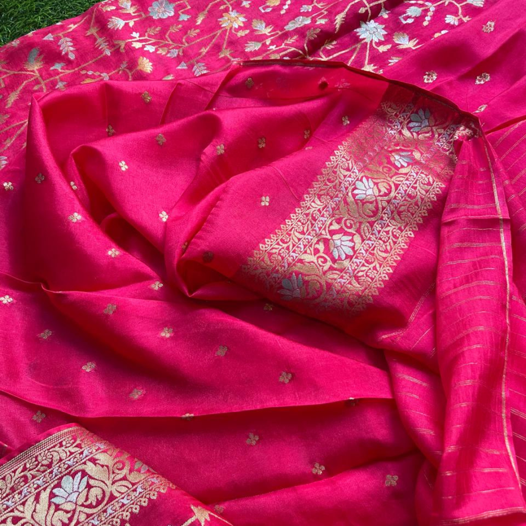 Elegant Munga Crepe Silk Saree with Designer Border