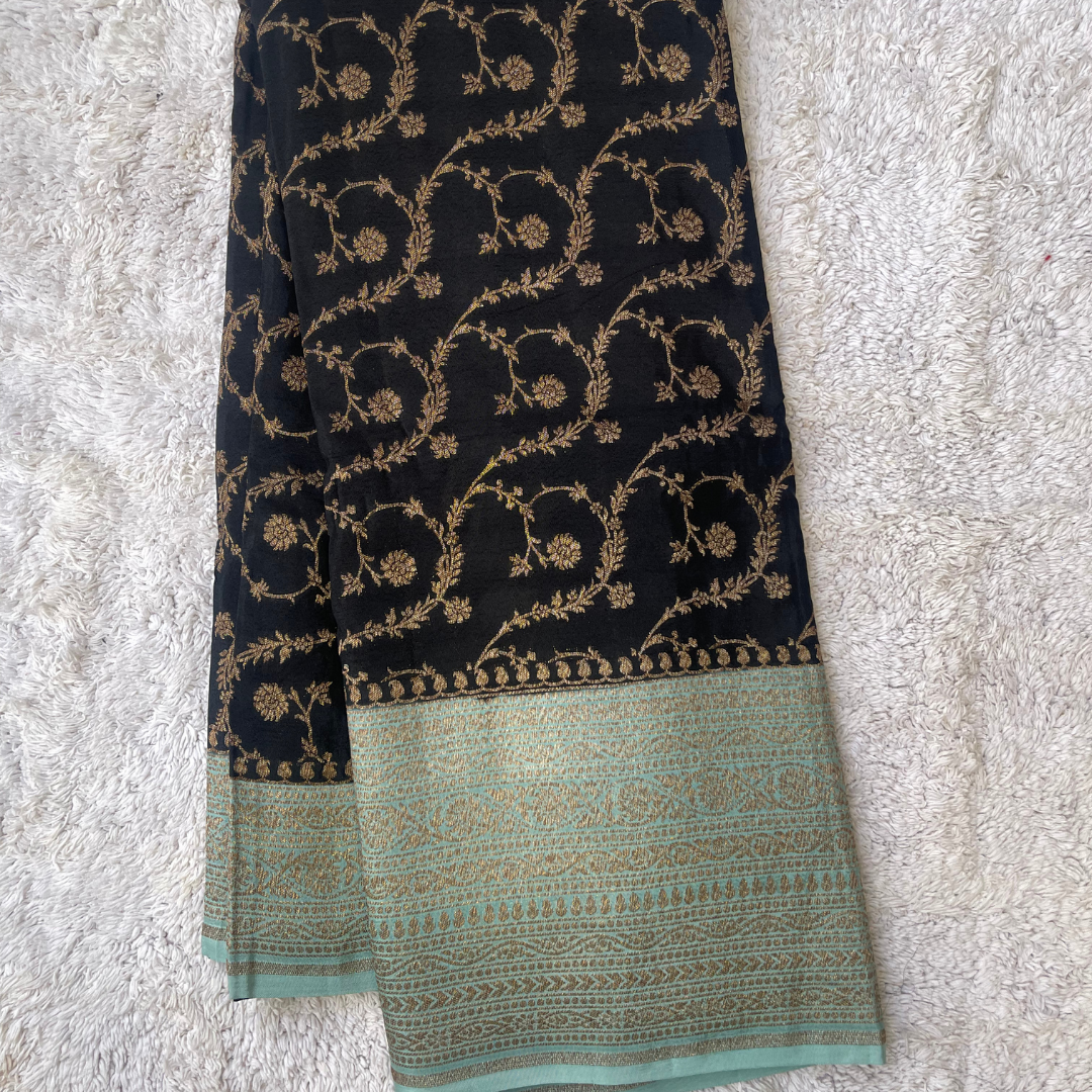 Pure Banarasi Crepe Silk Saree with Traditional Zari Weaving | Lightweight Festival & Wedding Saree
