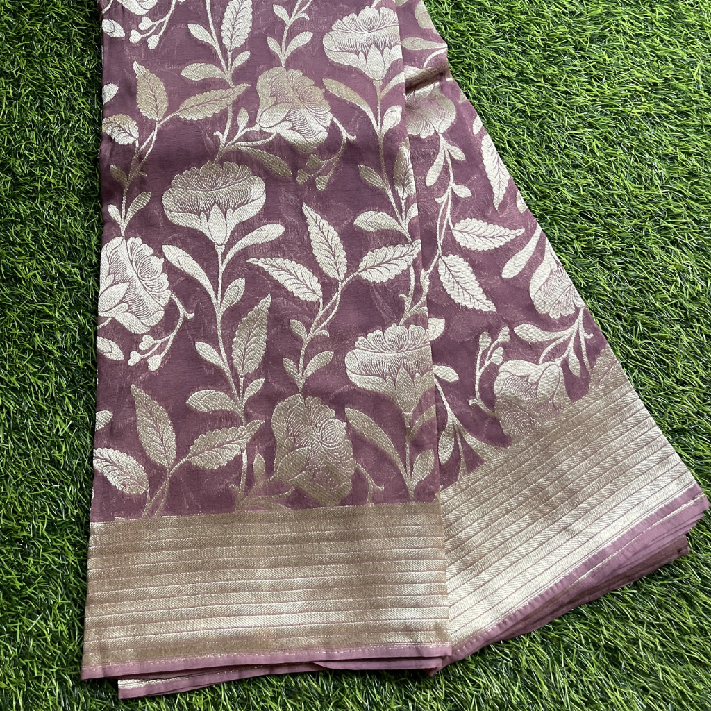 Georget Lylac Colour With Floral Silver Zari Weaved Saree