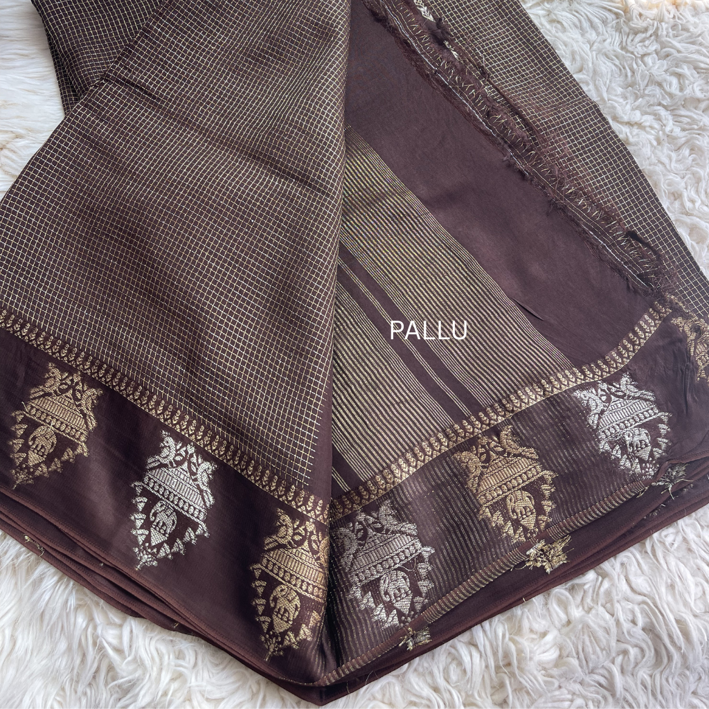 Gandaberunda Brown Dola Silk Saree In Small Checks Pattern