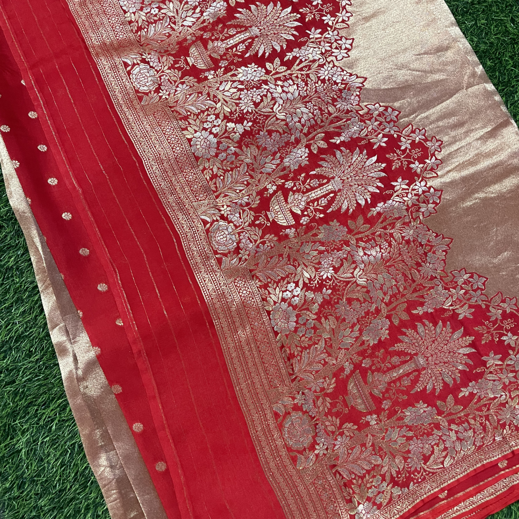 Golden Tissue Saree In Red Colour With Rich Pallu